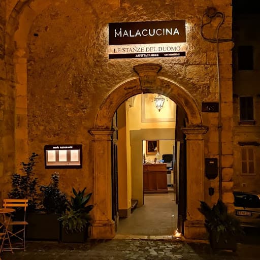 MALACUCINA