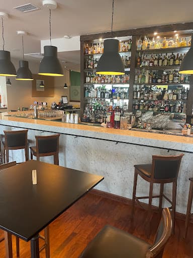 Amami Restaurant & Drink